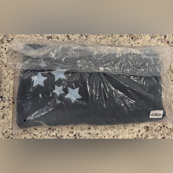 Taylor Swift: official Midnights cardigan in MEDIUM/LARGE- BNWT - Picture 3 of 9